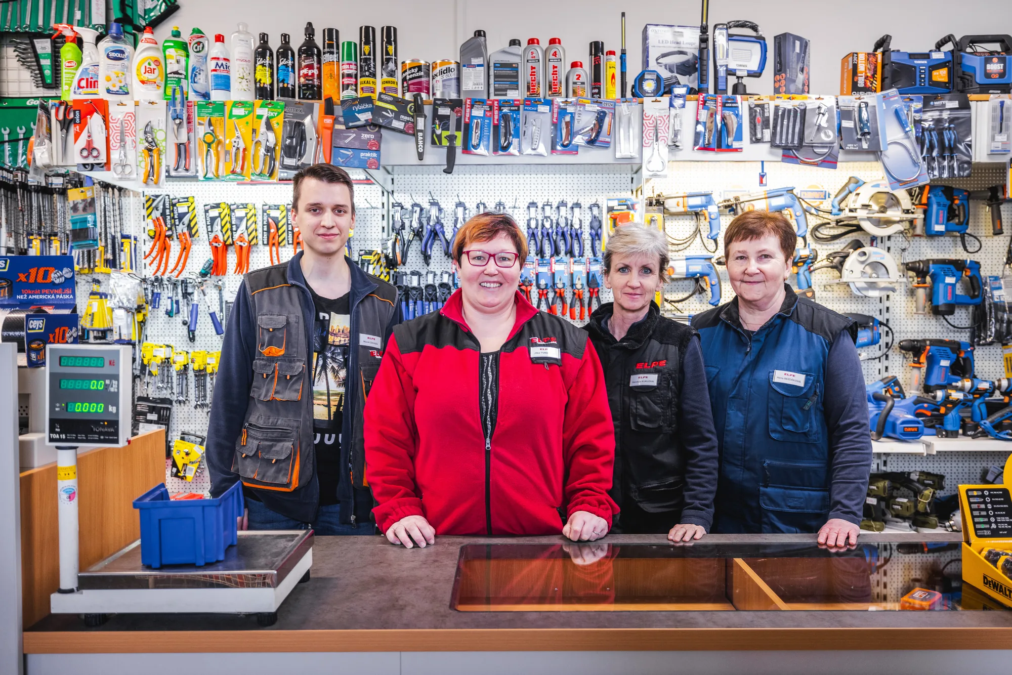 Střešní elektrárna s akumulací